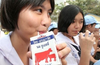 Chương trình sữa học đường tại Thái Lan.