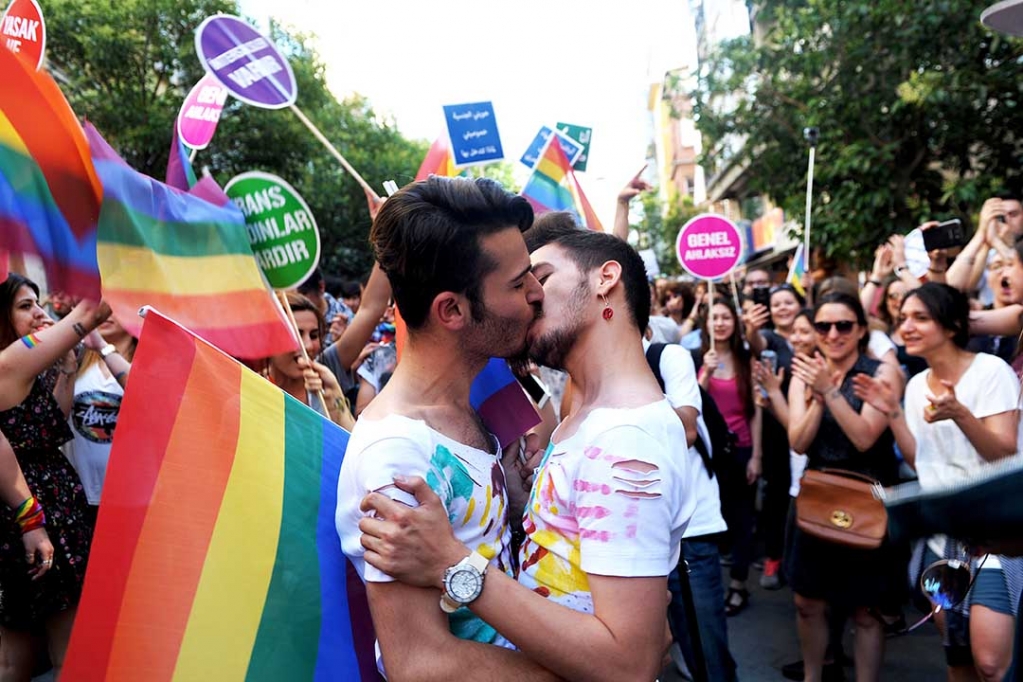 Madrid luôn chào đón các du học sinh đồng tính đến đây học tập và sinh sống tự do