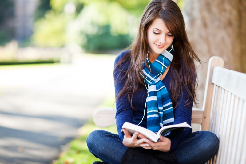 Thói quen đọc sách thói quen tốt bạn nên làm bất kể bạn đang ở bậc học nào