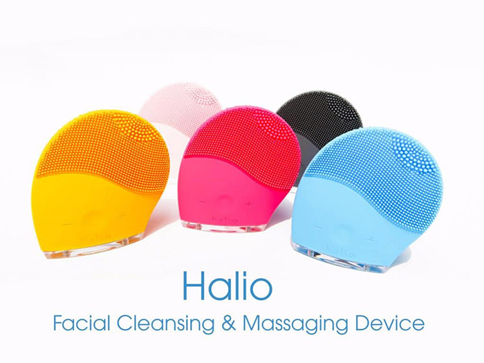 Halio là thương hiệu máy rửa mặt Mỹ, sử dụng công nghệ Sonic Wave Cleansing giúp làm sạch và sâu gấp các lỗ chân lông