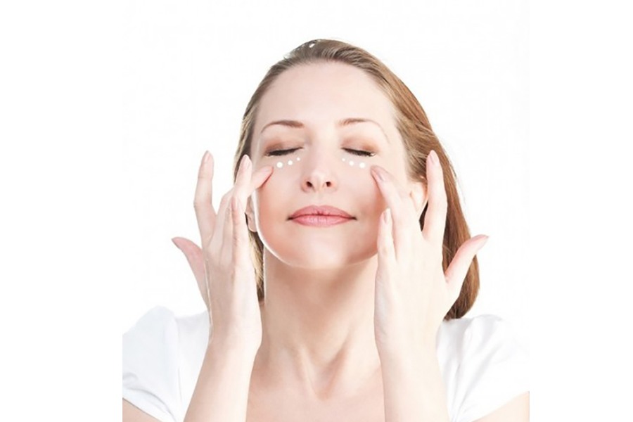 Massage mắt cải thiện được thị lực